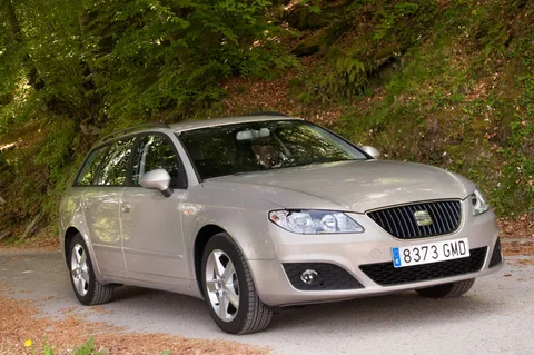 Seat Exeo ST 2.0 TDI 120hp Reference 2009 view 11