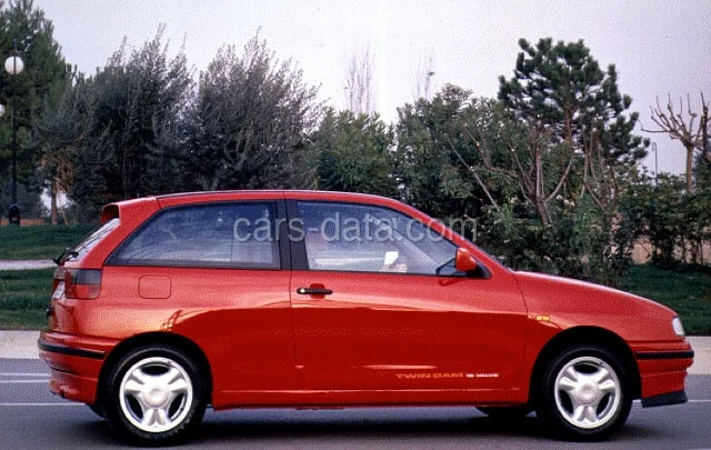 Seat Ibiza 1.9 D CL 1993 front view