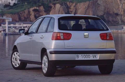Seat Ibiza 1.4 Select 1999 view 2