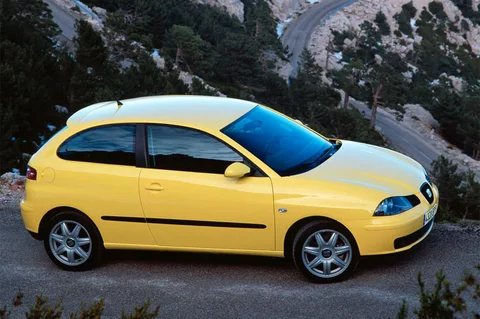 Seat Ibiza 1.2 12V Reference 2004 view 3
