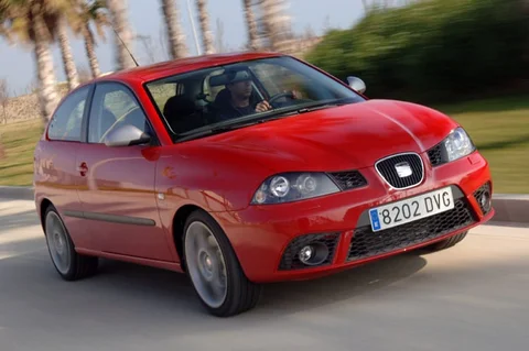 Seat Ibiza 1.4 16V 85hp Reference 2006 view 3