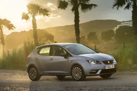 Seat Ibiza 1.0 MPI Reference 2015 view 5