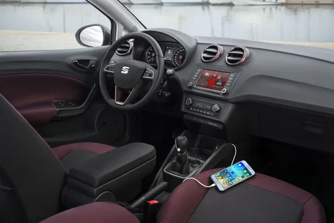 Seat Ibiza 1.0 MPI Reference 2015 view 9
