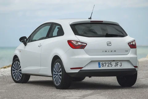 Seat Ibiza SC 1.0 MPI Reference 2015 view 8
