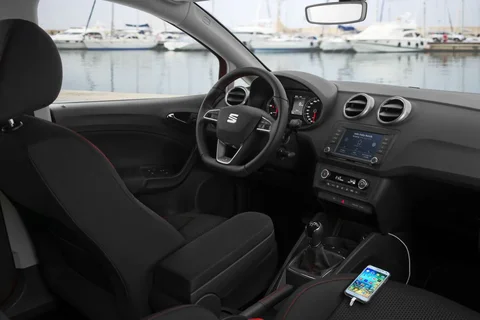 Seat Ibiza SC 1.0 MPI Reference 2015 view 12