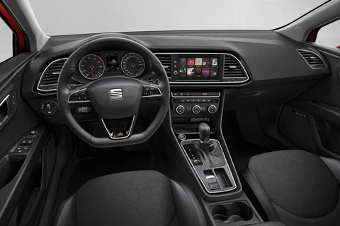 Seat Leon ST 1.0 EcoTSI FR 2018 view 2
