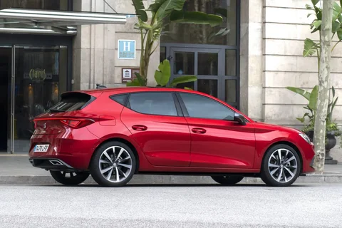 Seat Leon 1.0 TSI 90hp Reference 2020 view 2