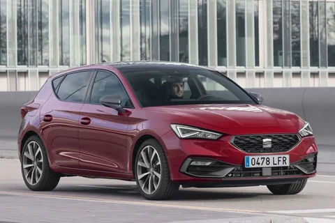 Seat Leon 1.0 TSI 90hp Reference 2020 view 3