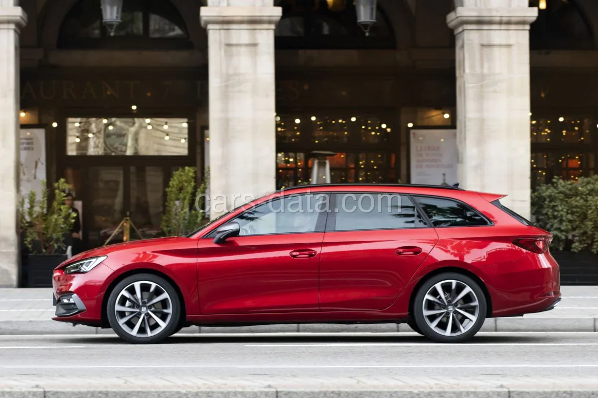 Seat Leon Sportstourer 1.0 TSI 90hp Reference 2020 front view