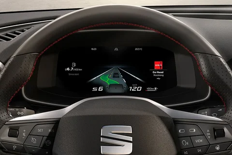 Seat Leon Sportstourer 1.5 TSI e-Hybrid Style 2025 view 3