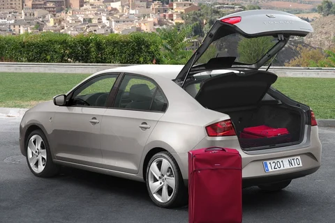 Seat Toledo 1.4 TSI 122hp Reference 2013 view 5