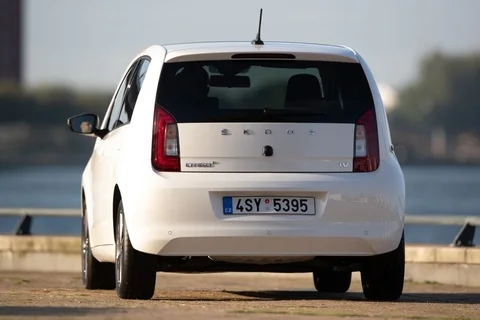 Skoda Citigo E iV Ambition 2019 view 2