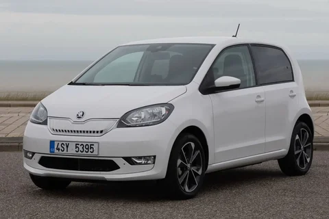 Skoda Citigo E iV Ambition 2019 view 3