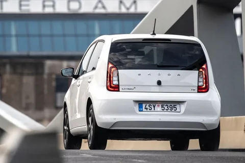 Skoda Citigo E iV Ambition 2019 view 7