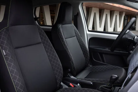 Skoda Citigo E iV Ambition 2019 view 8