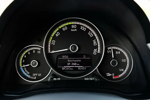 Skoda Citigo E iV Ambition 2019 view 11