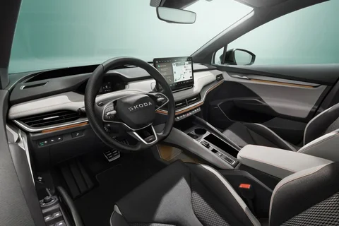 Skoda Elroq 60 150kW Selection 2024 view 3