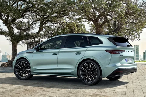 Skoda Enyaq iV 85 210kW Selection 2023 view 3