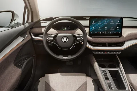 Skoda Enyaq iV 85 210kW Selection 2023 view 5