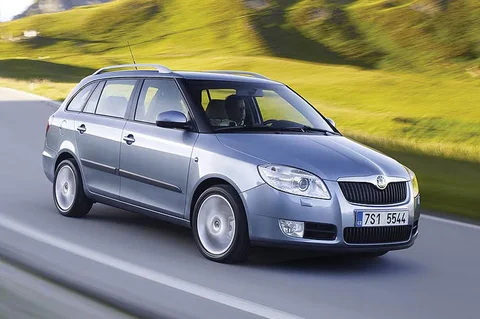 Skoda Fabia Combi 1.4 16V Dynamic 2009 view 12
