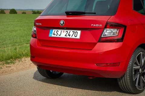 Skoda Fabia 1.0 55kW Greentech Active 2018 view 7
