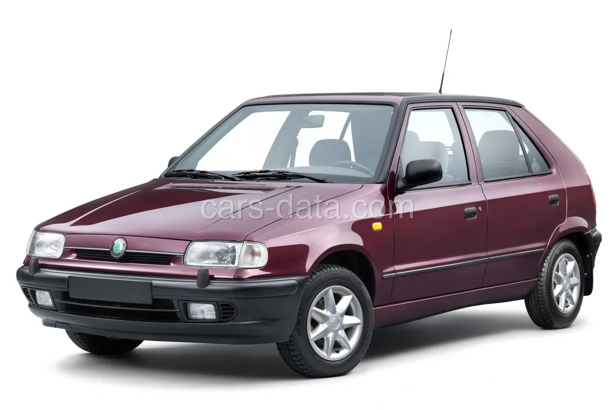 Skoda Felicia 1.3 LXe 1996 front view
