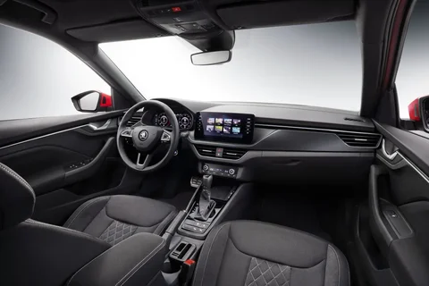 Skoda Kamiq 1.0 TSI 95hp Greentech Active 2019 view 4