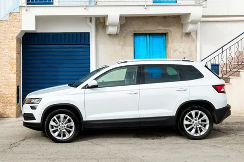 Skoda Karoq 1.6 TDI Greentech Style 2018 view 3