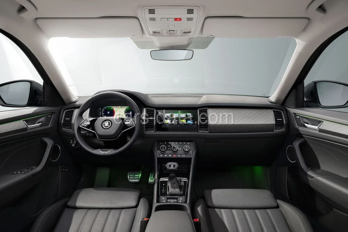 Skoda Kodiaq 1.5 TSI Greentech ACT Business Edition Plus 2021 front view