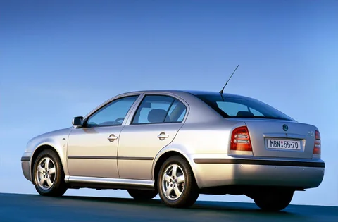 Skoda Octavia 2.0 Elegance 2000 view 2