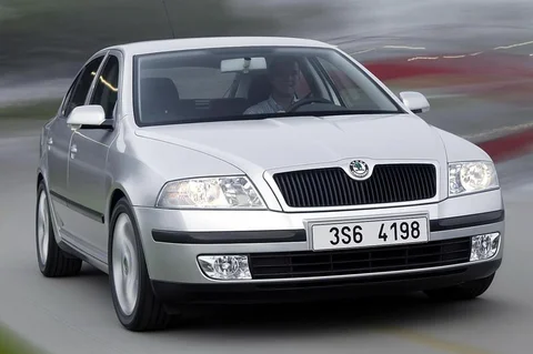 Skoda Octavia 1.6 16V FSI Ambiente 2004 view 6
