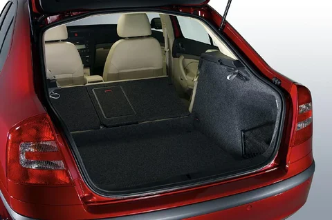 Skoda Octavia 1.6 16V FSI Ambiente 2004 view 10