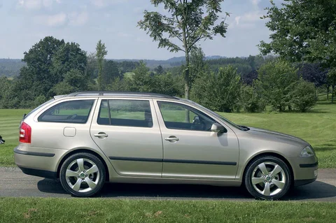 Skoda Octavia Combi 1.6 Elegance 2005 view 5