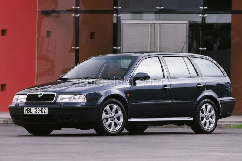 Skoda Octavia Combi 2.0 SLX 2000 front view
