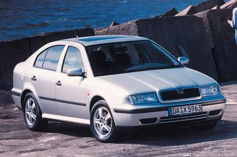 Skoda Octavia 1.9 SDI LX 1997 view 2