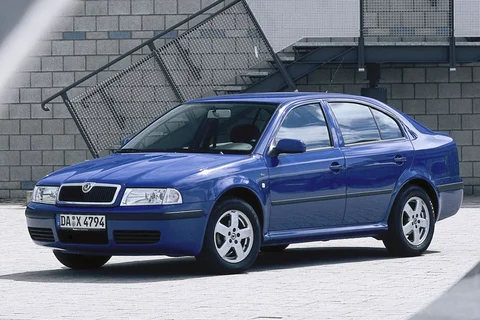 Skoda Octavia 2.0 Elegance 2000 view 6