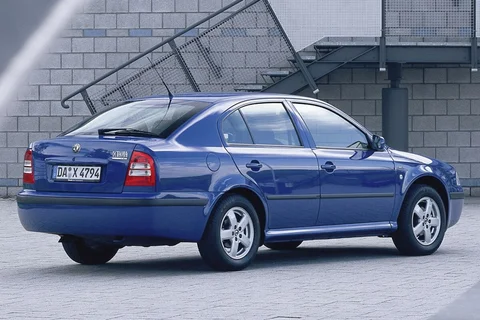 Skoda Octavia 2.0 Elegance 2000 view 7