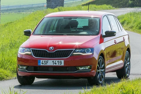 Skoda Rapid Spaceback 1.4 TDI 90hp Greentech Clever 2018 view 11