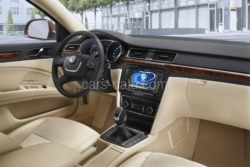 Skoda Superb 1.8 TSI 4x4 Elegance 2009 front view