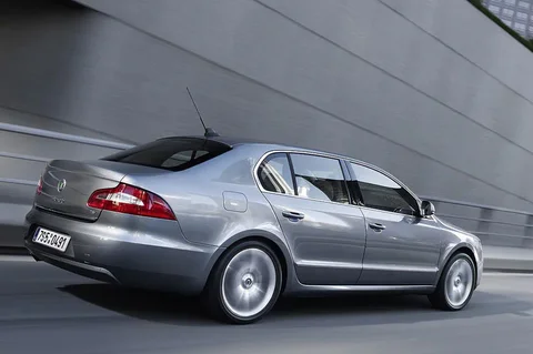 Skoda Superb 1.8 TSI 4x4 Elegance 2009 view 8