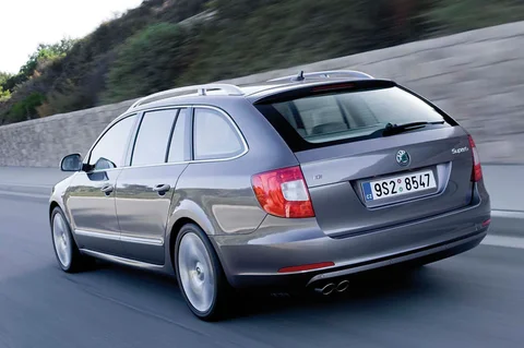 Skoda Superb Combi 1.4 TSI Greentech Active 2011 view 9