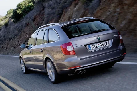Skoda Superb Combi 1.4 TSI Greentech Active 2011 view 11