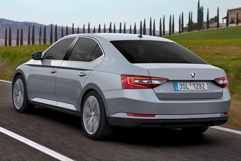 Skoda Superb 1.4 TSI Greentech Active 2015 view 8