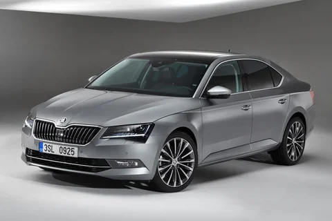 Skoda Superb 1.4 TSI Greentech Active 2015 view 10