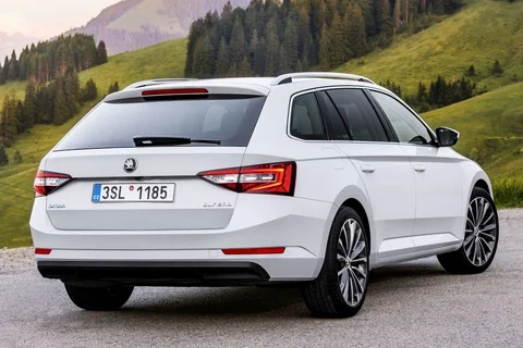 Skoda Superb Combi 1.4 TSI Greentech Active 2015 view 7