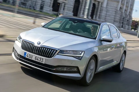 Skoda Superb 1.4 TSI PHEV Business Edition Plus 2020 view 2