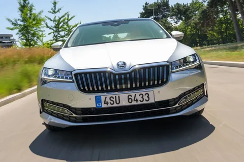 Skoda Superb 1.4 TSI PHEV Business Edition Plus 2020 view 11