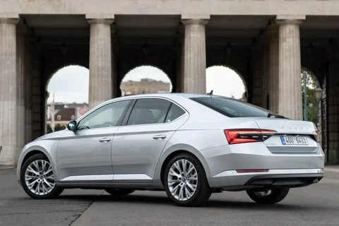 Skoda Superb 1.4 TSI PHEV Business Edition Plus 2020 view 12