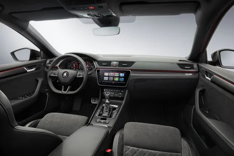 Skoda Superb Combi 1.5 TSI Greentech ACT L&K Executive 2019 view 5