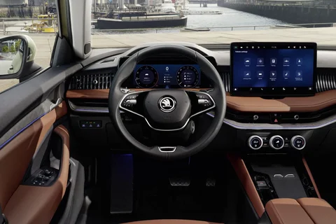 Skoda Superb Combi 1.5 TSI iV PHEV First Edition 2024 view 2